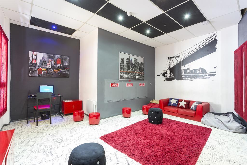 Hotel Club Mmv Les Bergers **** Alpe d'Huez Esterno foto