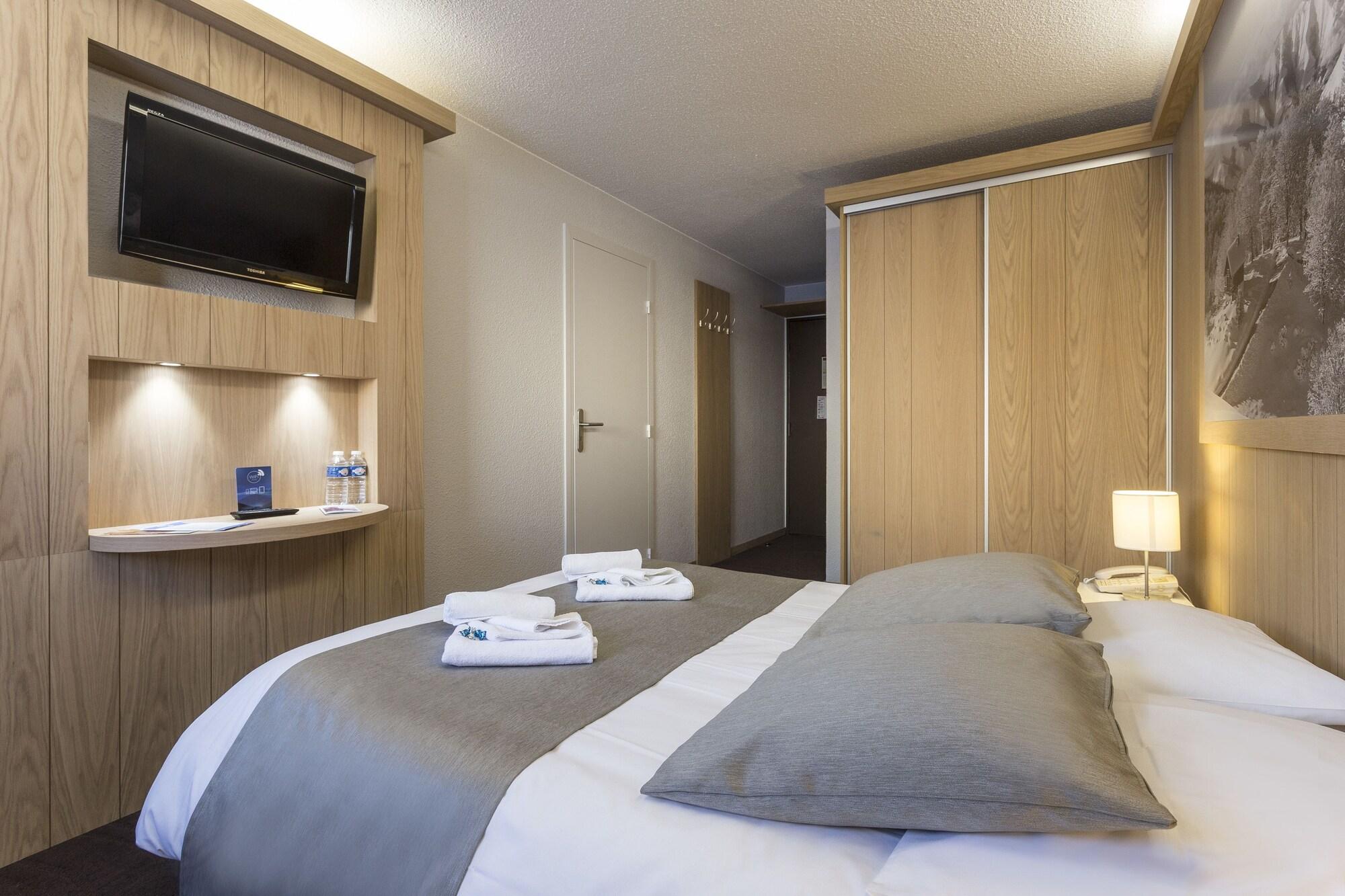 Hotel Club Mmv Les Bergers **** Alpe d'Huez Esterno foto