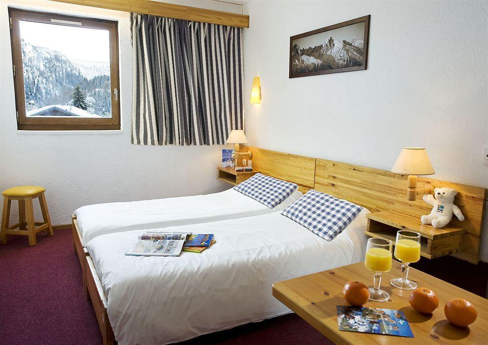 Hotel Club Mmv Les Bergers **** Alpe d'Huez Esterno foto